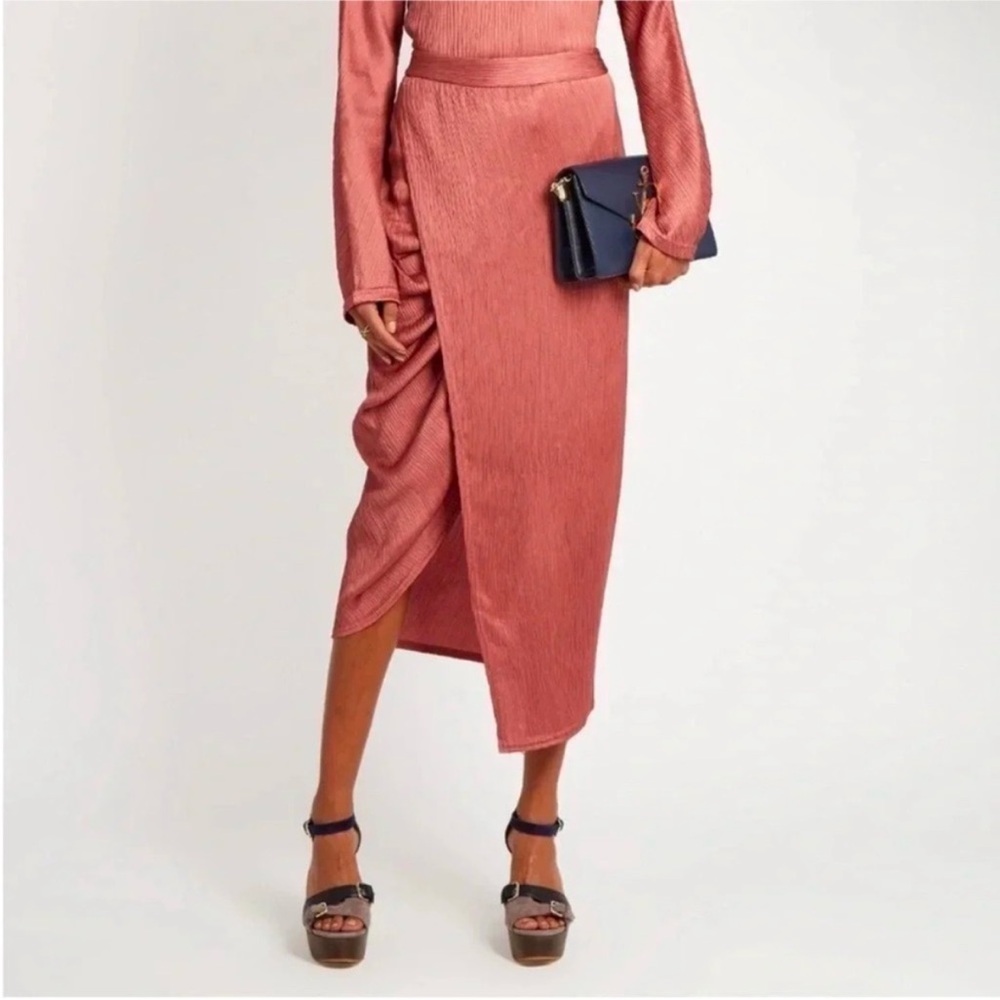 Elegant Mauve Maxi Skirt - Picture 3 of 6